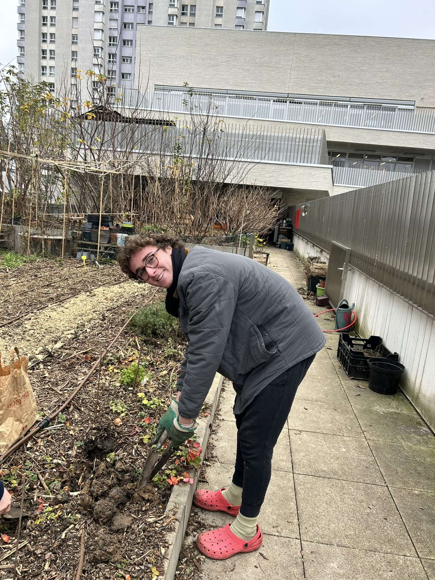 Urban farming community engagement